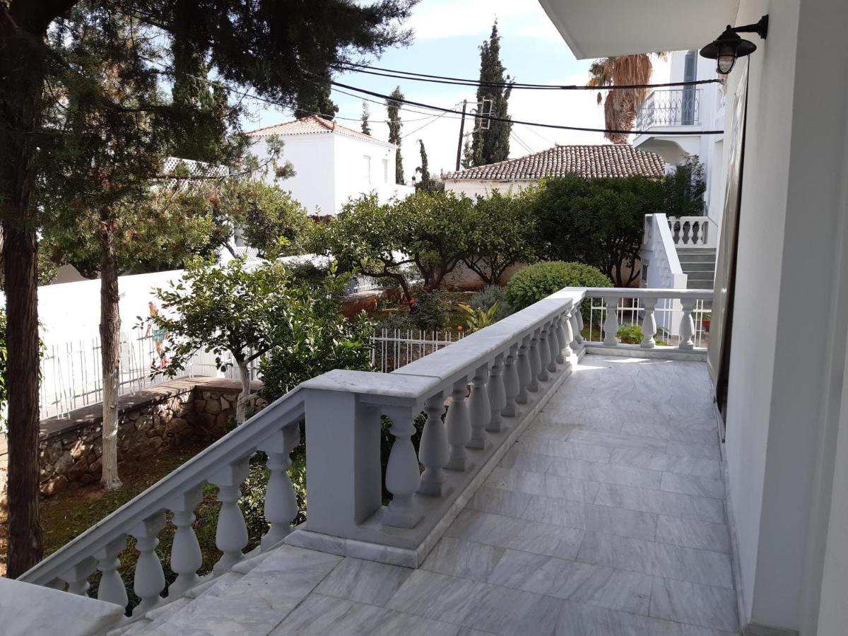 The Elegant Summer House Spétses Esterno foto